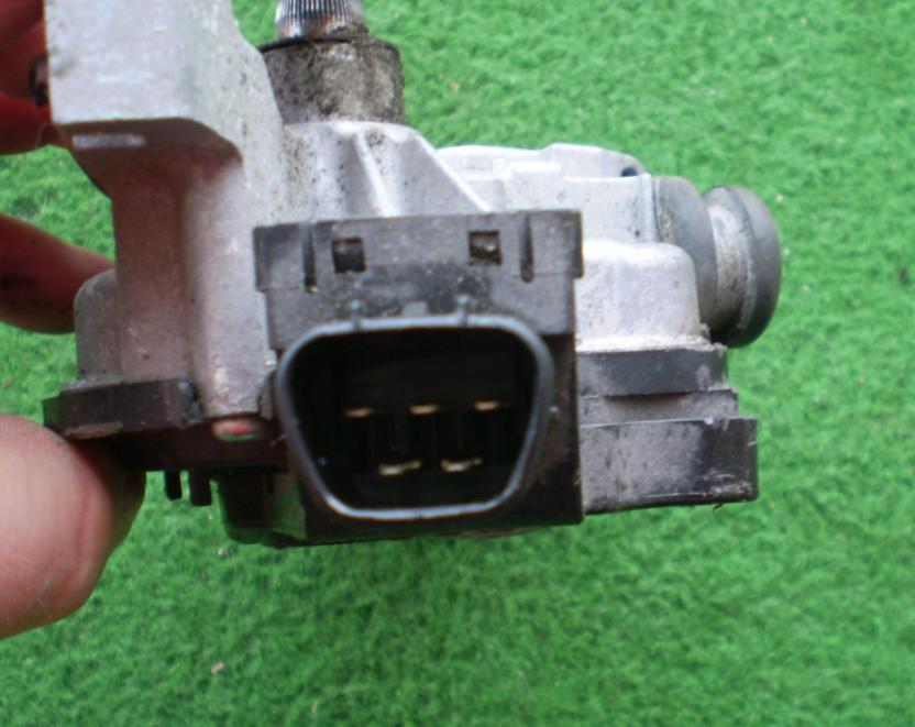 motory: stieračov PRIUS II 04-09r 85110-47080 EU
