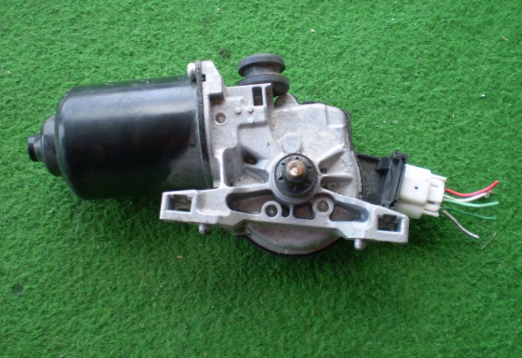 motory: stieračov PRIUS II 04-09r 85110-47080 EU