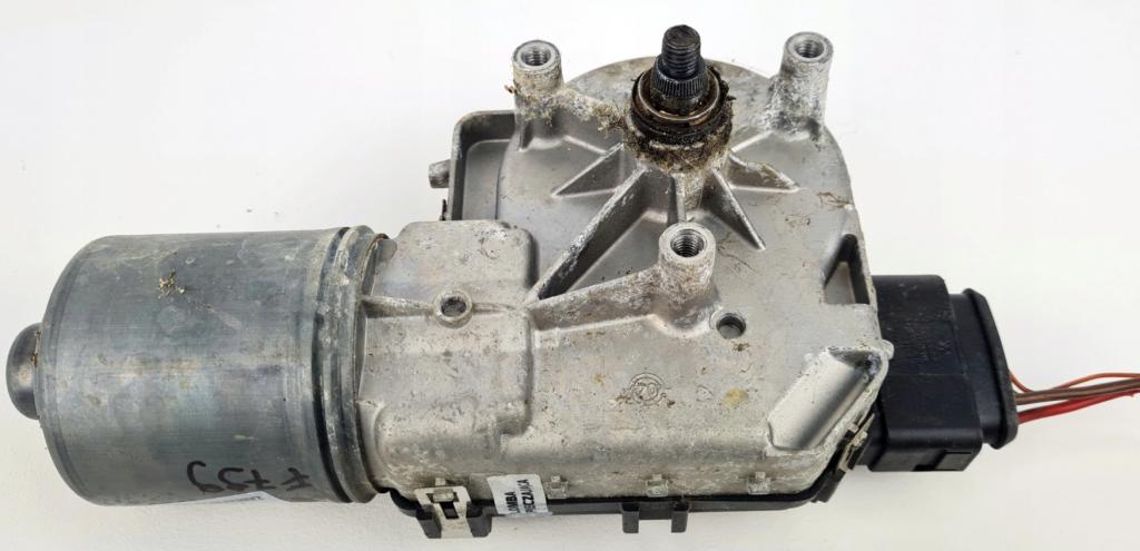 VW TOUAREG I 7L motorek stěrače přední část Európa