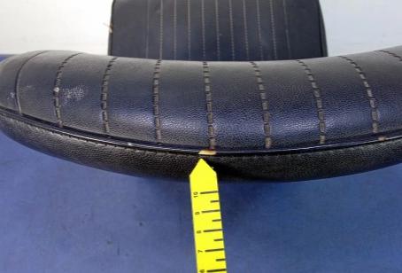 FIAT 126P Sedadlo predný pravy spolujazdca