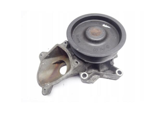 BMW SERIA: 3 E90 320D: Pumpa vody koleso 2.0 D 163 HP