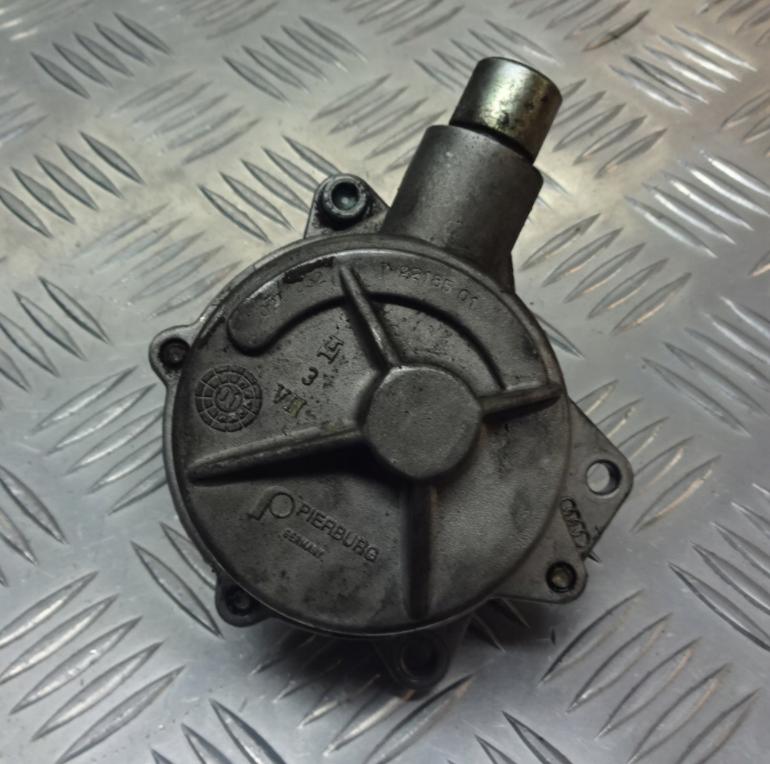 Pumpa vákuová vákuum VW PASSAT B5 FL