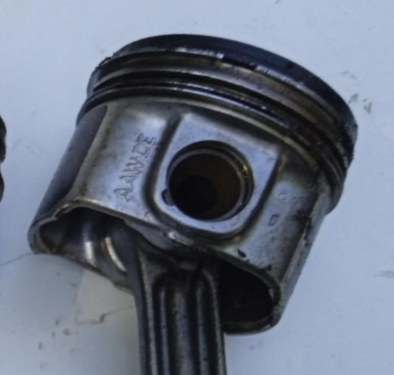 VW SEAT SKODA 1.9 SDI ASY PIEST OJNICA  64HP/47kW