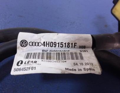 AUDI A8 S8 D4 4H Rúrka svorka MINUS: 4H0915181F