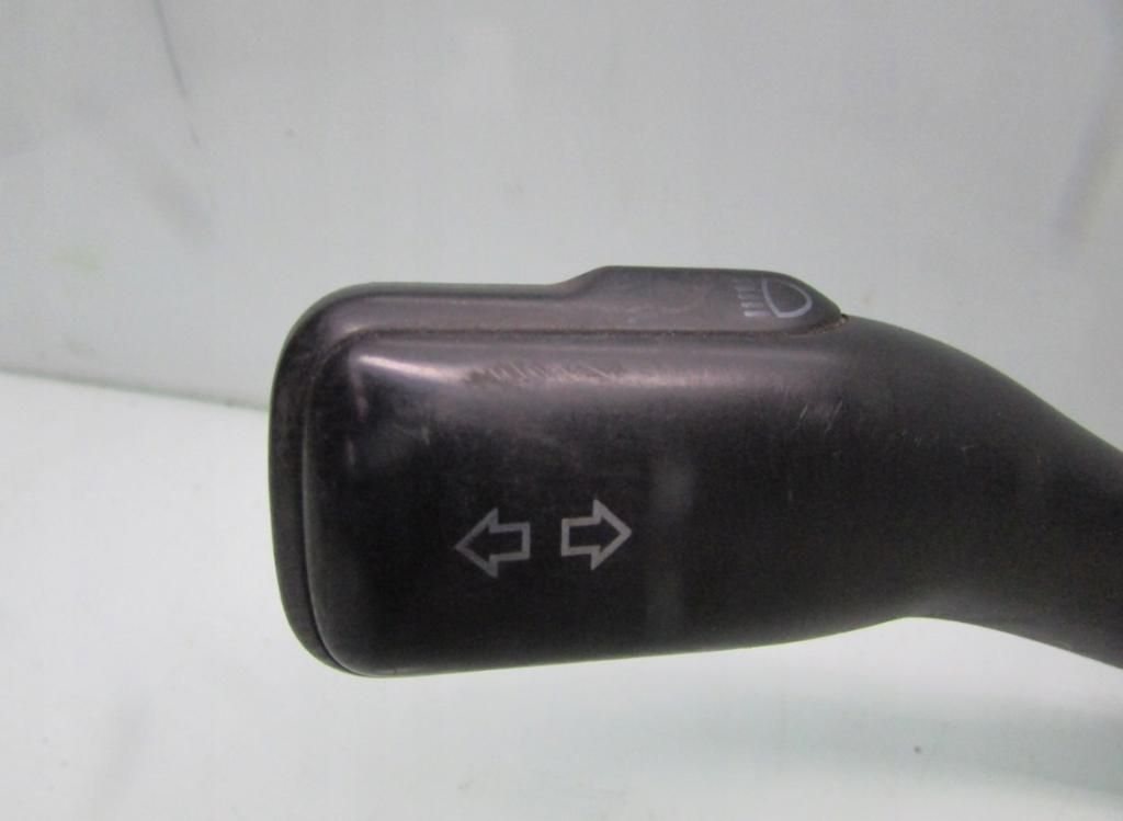 PASSAT B5 FL 02R Prepínač svetiel  8L0 953 513G