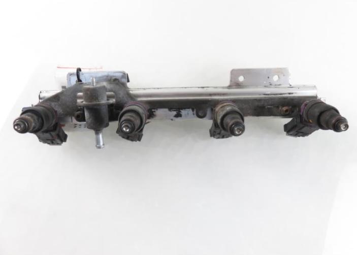Lišta vstrekovacia VOLVO V40 1.8 9186168 B 4184 S