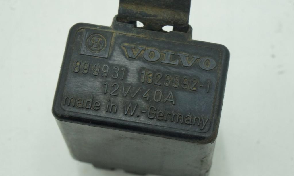 VOLVO 740 760 940 relé hlavné 1323592-1