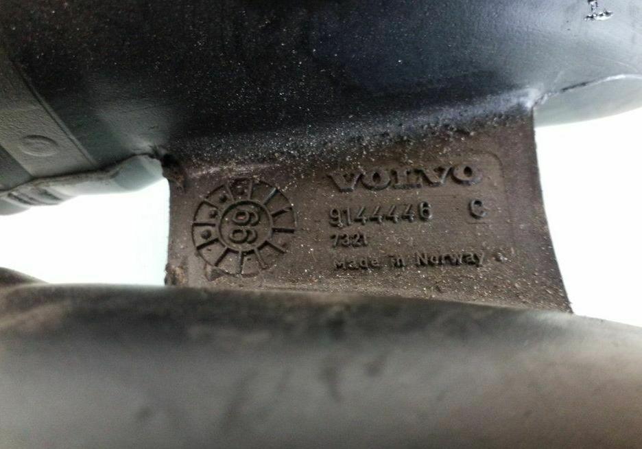VOLVO XC90 9144446