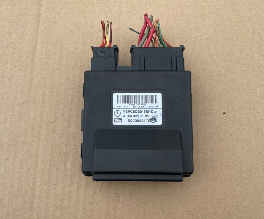 Modul Riadiaca jednotka dverí MERCEDES ML W164 A1648203185