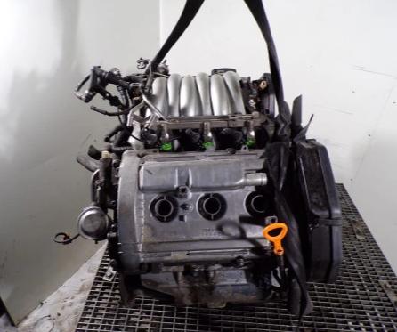 motor AUDI A6 C5  2.4 V6