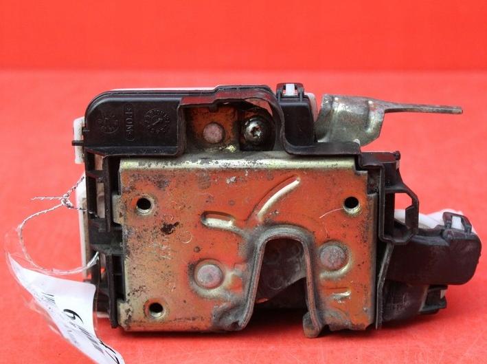 zámok dverí ľavy predný EU VW POLO III 6N