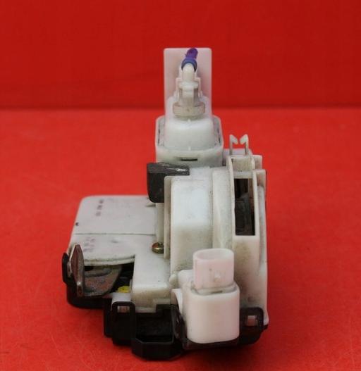 zámok dverí ľavy predný EU VW POLO III 6N