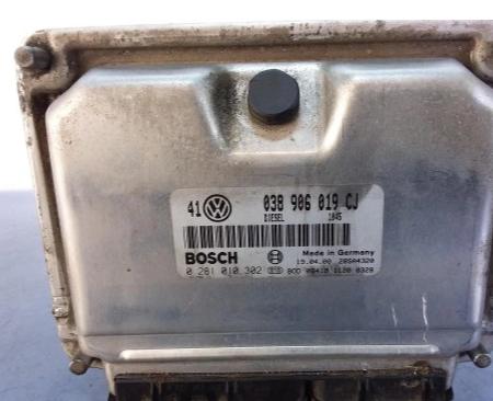 VW GOLF IV 1.9 TDI Riadiaca jednotka Motor 038906019 CJ