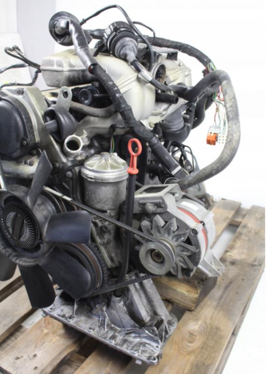 Motor KOMPLETNÍ: 1,8i M40 BMW E30 318i 1988