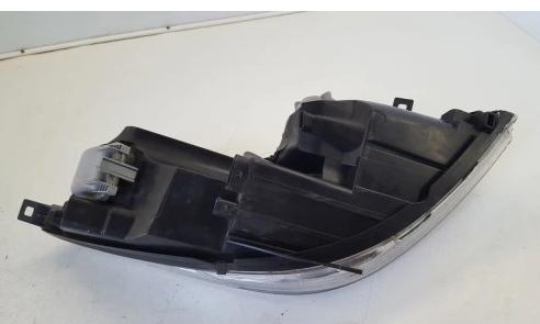 svetlo / reflektor predné ľavé Mitsubishi Colt 0301208201 8301A283