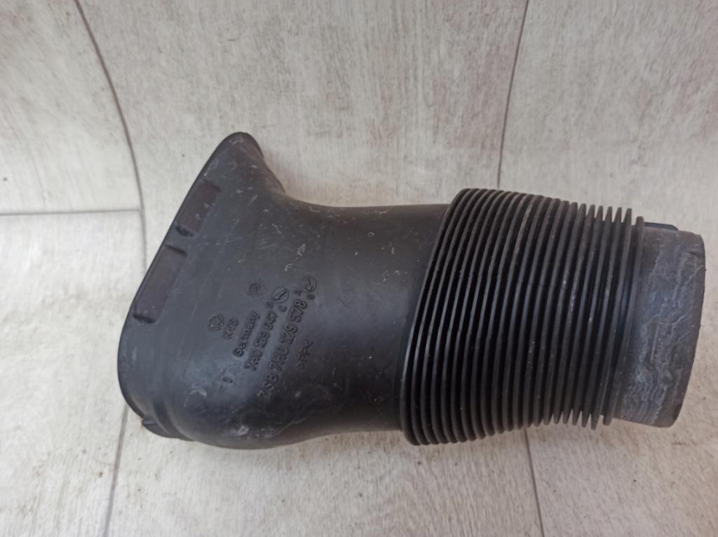 Volkswagen OE hadica chladenia vzduchu 7H0129647B