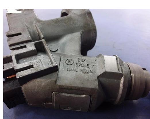 VW LUPO spinačka kľúč 357905851F