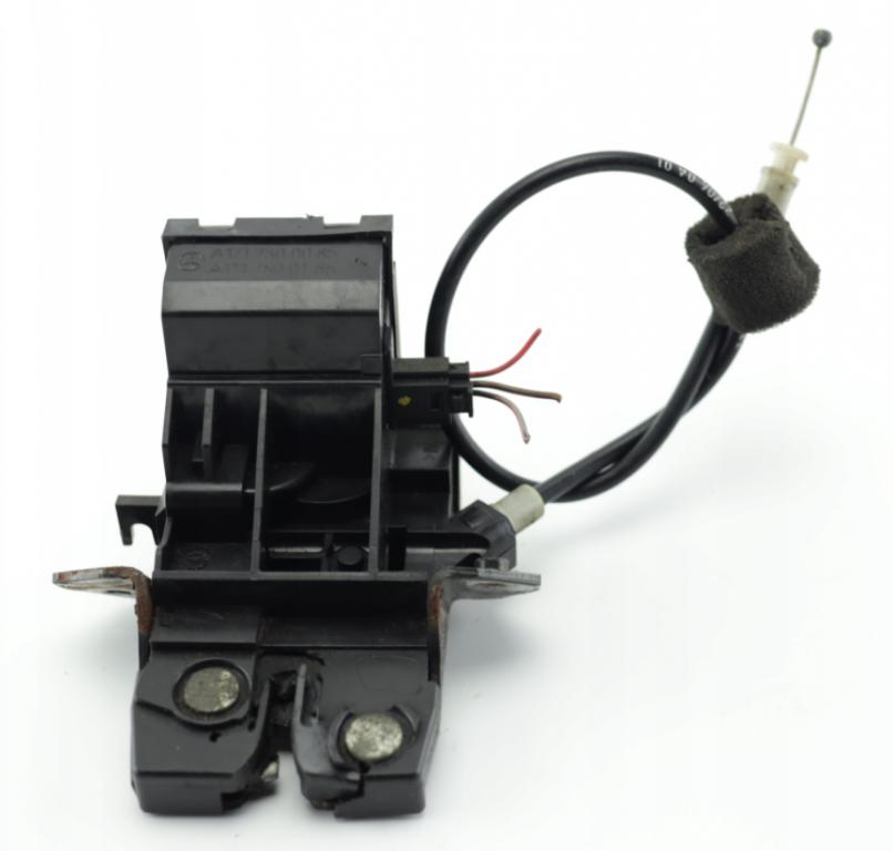 zámok dveří kufra MERCEDES E W211 A1717500085