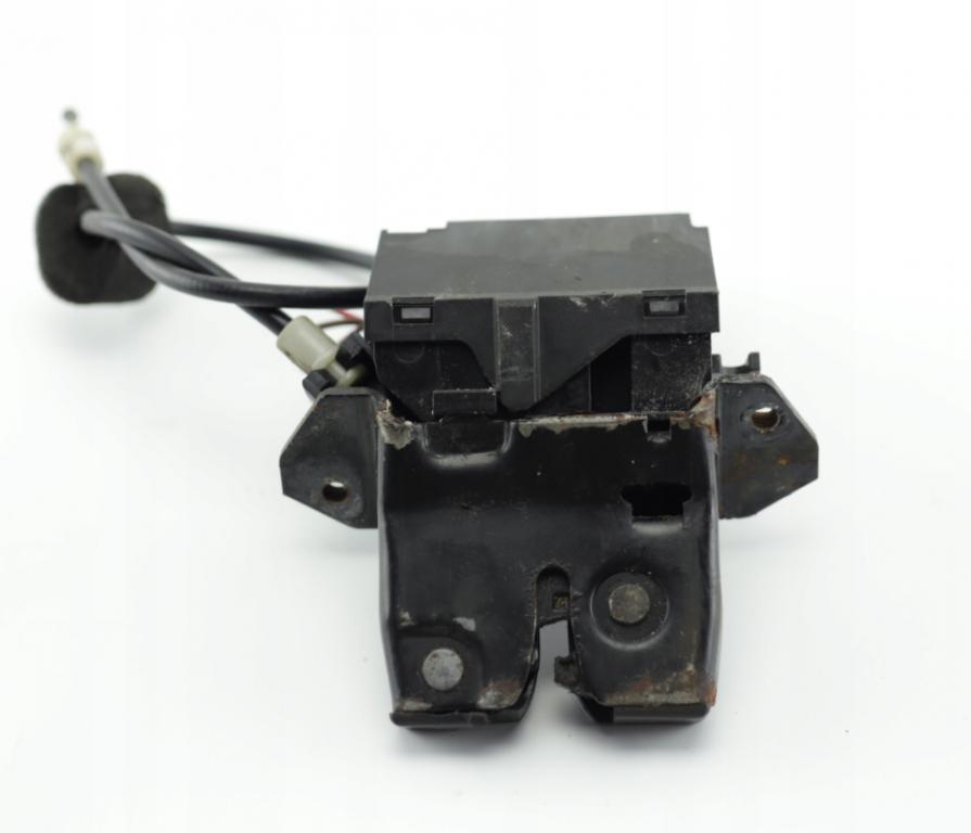 zámok dveří kufra MERCEDES E W211 A1717500085