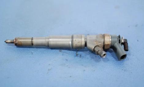 Vstrek BMW 5 E60 E61 2.5D: 0445110212 7794652