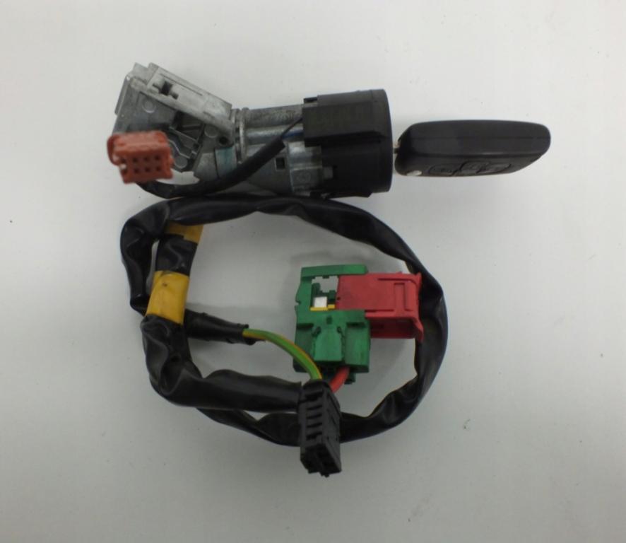 Peugeot 1007 spinačka  N0502455 4162FS 4162EA
