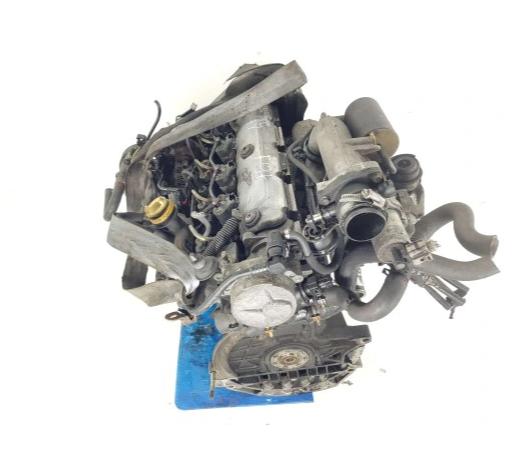 motor RENAULT TRAFIC VIVARO: MASTER 1.9dCi F9K F9Q 2005