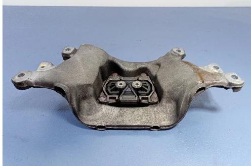 AUDI A6 C6 2.0 TDI MULTITRONIC Držiak prevodovky 4F0399263L