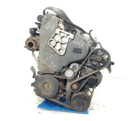 motor RENAULT TRAFIC VIVARO: MASTER 1.9dCi F9K F9Q 2005
