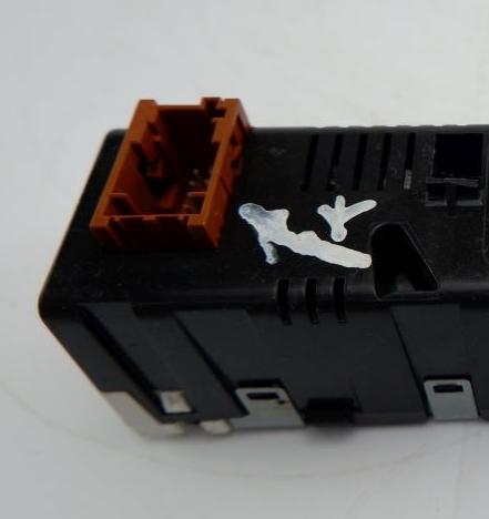 Dislpej EKRAN CITROEN C5 III X7 9676655680-01