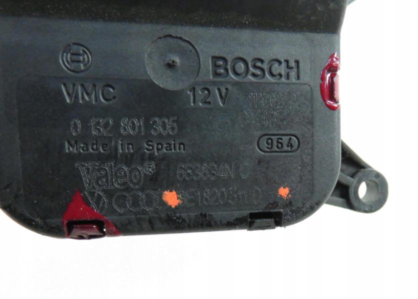 Motorček dvierok kúrenia AUDI A4 B6 8E1820511D