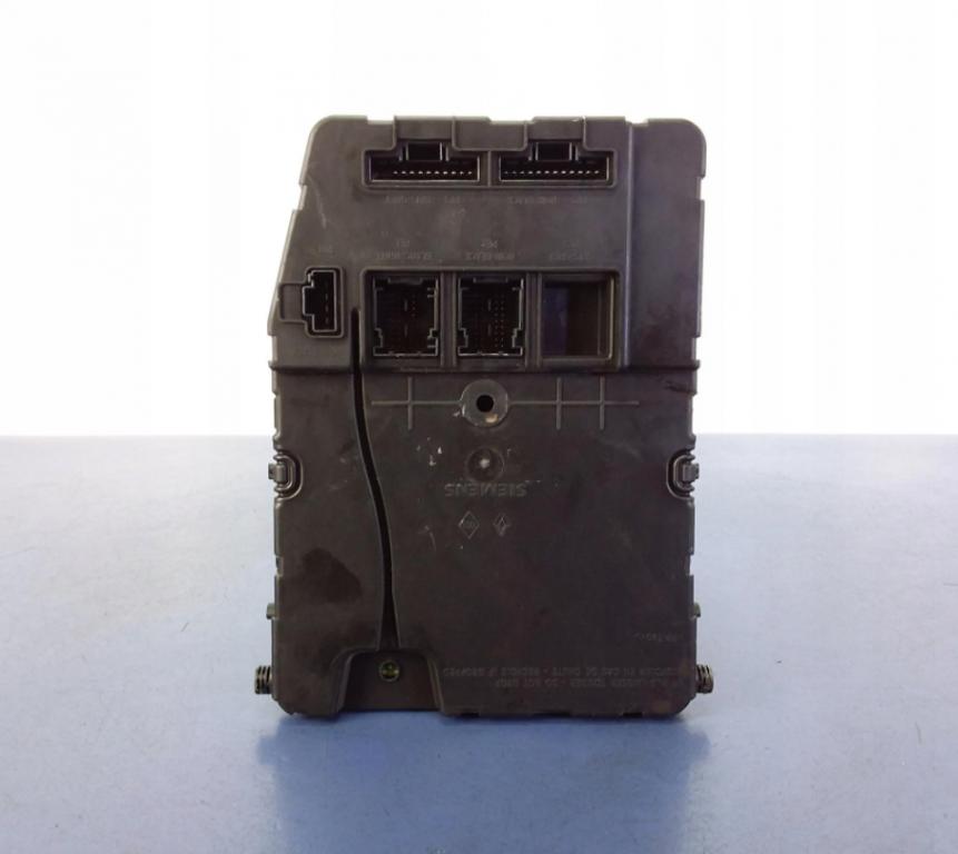 RENAULT SCENIC II Modul BSI UCH N1: 8200780007