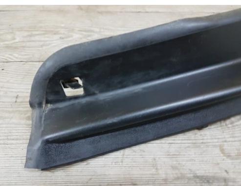 RENAULT SCENIC III torpédo plast pod čelní okno horní 668110005R