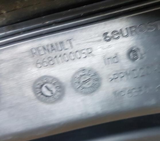 RENAULT SCENIC III torpédo plast pod čelní okno horní 668110005R