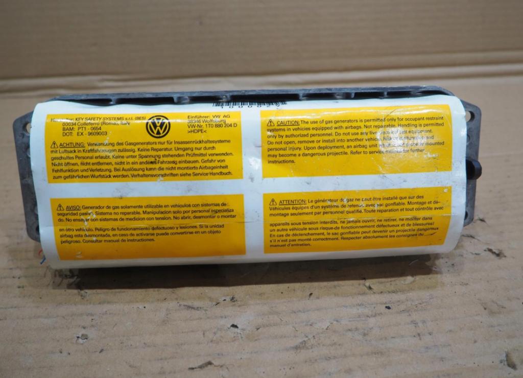 VW TOURAN Airbag spolujazdca 1T0880204D