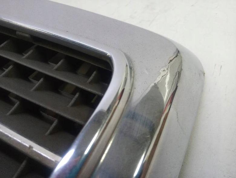 Mriežka-maska Mercedes E-klasa I W124