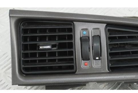 NISSAN PRIMERA P11 FL Mriežky stredna kúrenia EU