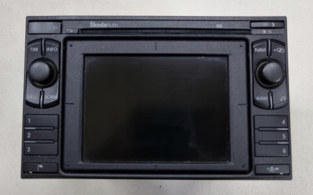 SKODA SUPERB I Navigace - RADIO 1U0035191B MFD 2DIN KOD
