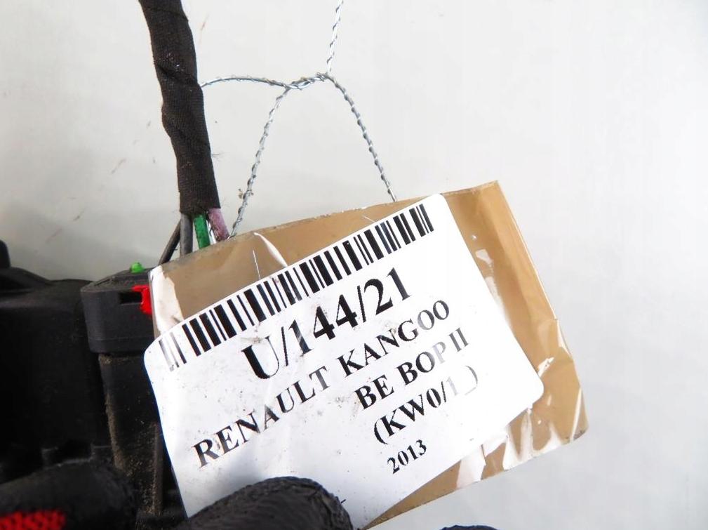 zámok pravy predný RENAULT KANGOO II (6 pin) 8200497604D