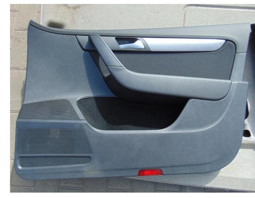 čalúnenie tapacír  pravy predný VW PASSAT B7