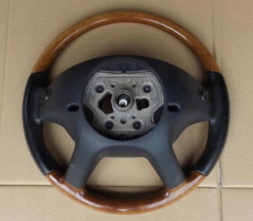 MERCEDES S Trieda: W221 05-09r Volant