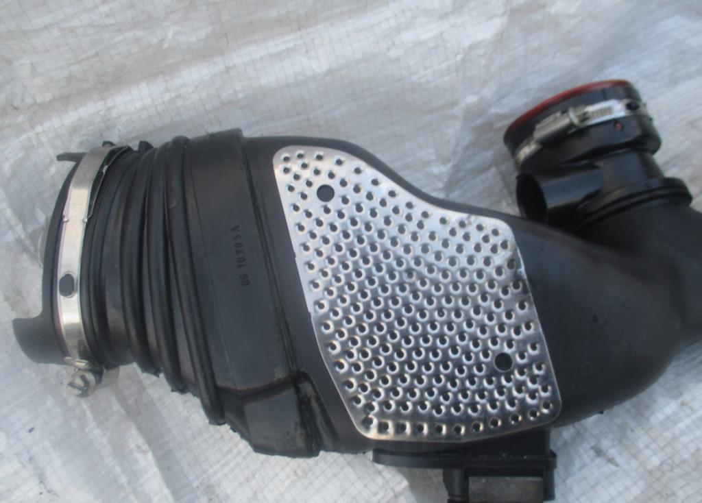 Rúra vzduchu MERCEDES SPRINTER VITO ML 3.0 CDI A6420943497: