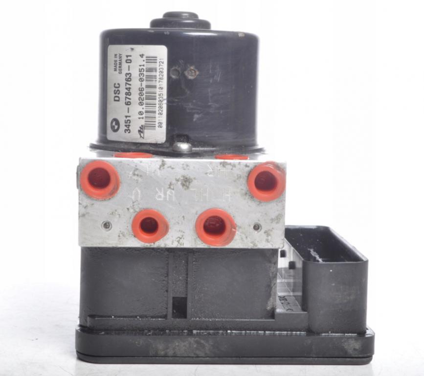 BMW 1 E88 Pumpa ABS 6784763