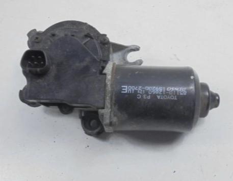 COROLLA 8 E11 Motorček stieračov predný 85110-12860
