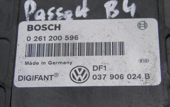 PASSAT B4 riadiaca jednotka Motor 2,0 115 HP