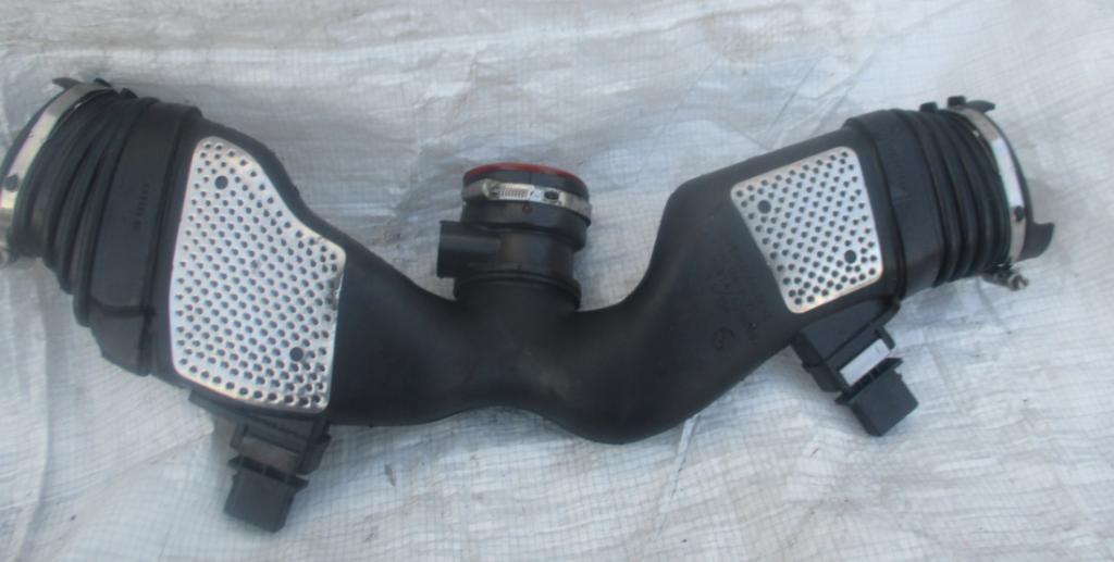 Rúra vzduchu MERCEDES SPRINTER VITO ML 3.0 CDI A6420943497:
