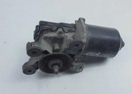 COROLLA 8 E11 Motorček stieračov predný 85110-12860