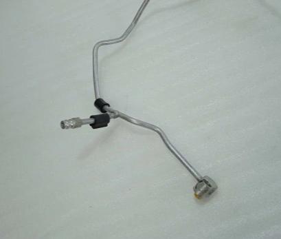 VW TOUAREG AUDI Q7 trubka klimatizace 7L6820750L