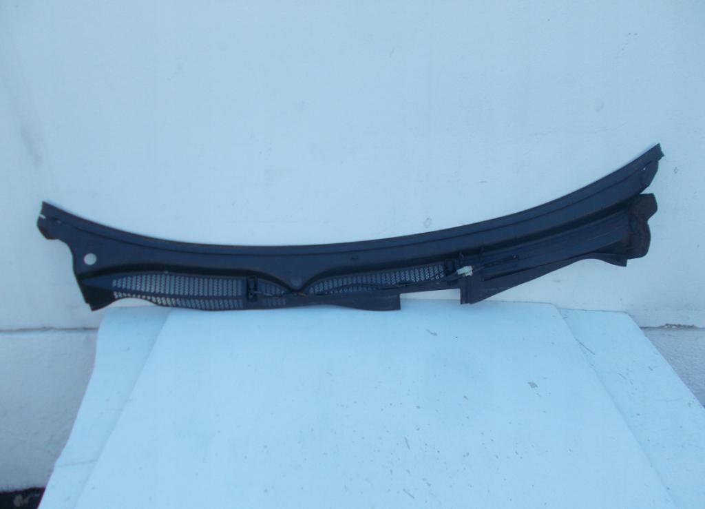 torpédo-plast pod čelní okno Audi A3 8L 96-99r 8L1819415B