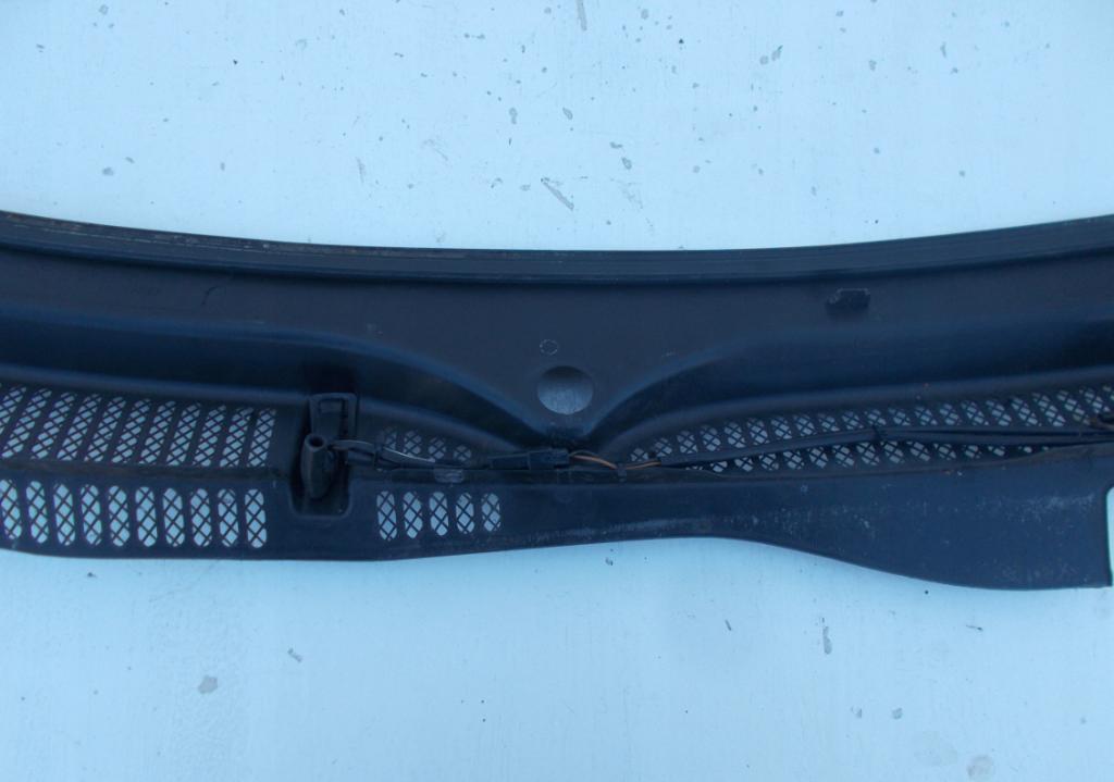 torpédo-plast pod čelní okno Audi A3 8L 96-99r 8L1819415B