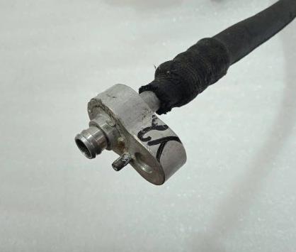 VW TOUAREG AUDI Q7 trubka klimatizace 7L6820750L